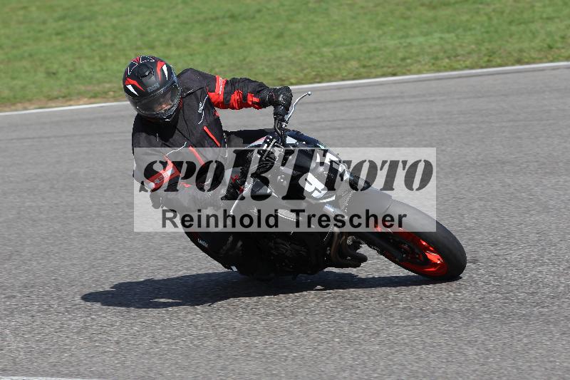 /Archiv-2022/64 19.09.2022.09 Plüss Moto Sport Yamaha Fun Day ADR/Einsteiger/95